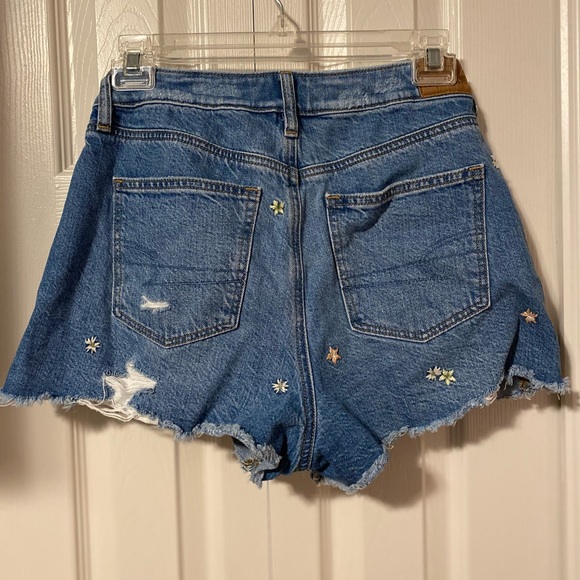 American Eagle Flower Embroidered High Rise Mom Jean Shorts - Picture 3 of 3